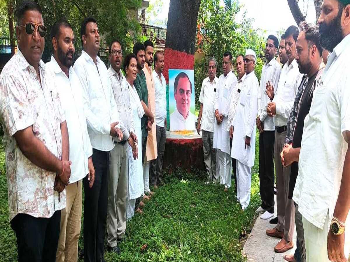 संचार क्रांति के जनक थे पूर्व प्रधानमंत्री राजीव गांधी