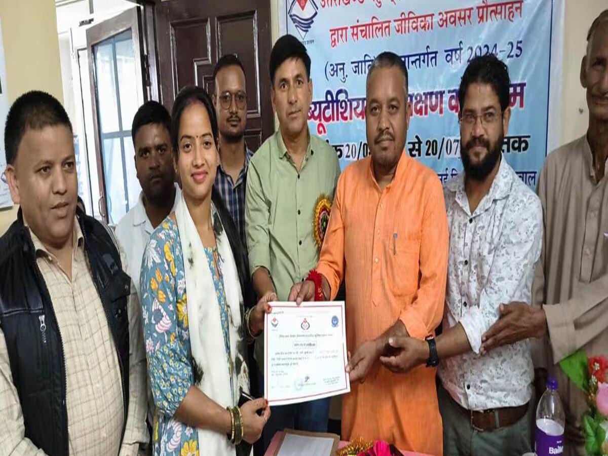 सरकार स्किल प्रशिक्षण के माध्यम से बना रही हुनरमंद