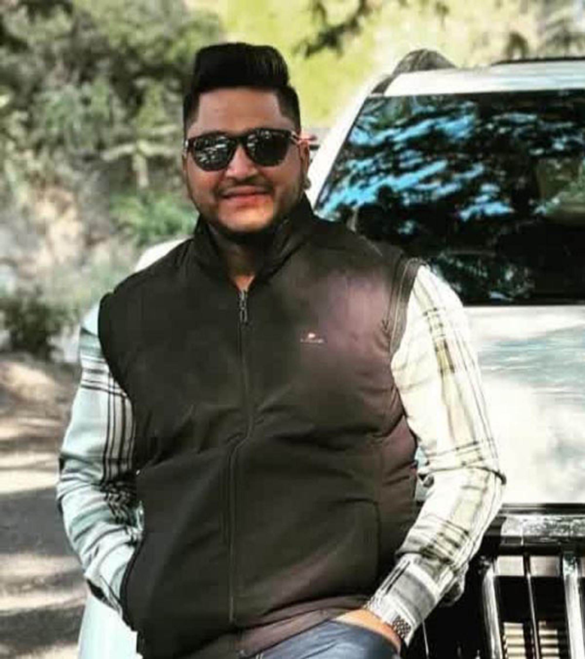 युवक ने मारी खुद को गोली, मौत