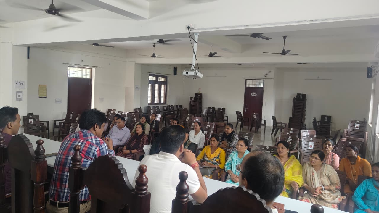 नारसन में बनेगा वे साइड अमीनिटीज, सीएलएफ पदाधिकारियों संग हुई बैठक