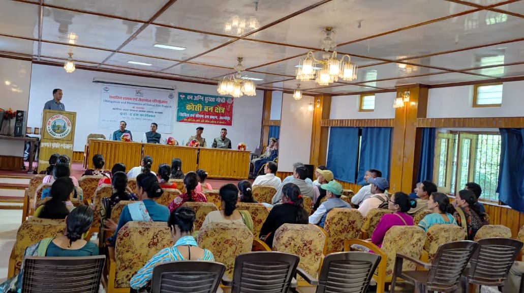 वॉलंटियर फायर फाइटर्स सम्मानित, प्रयासों की हुई सराहना